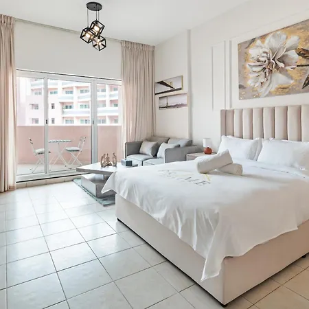 Charming Dubai Studio - Elegant Exterior photo